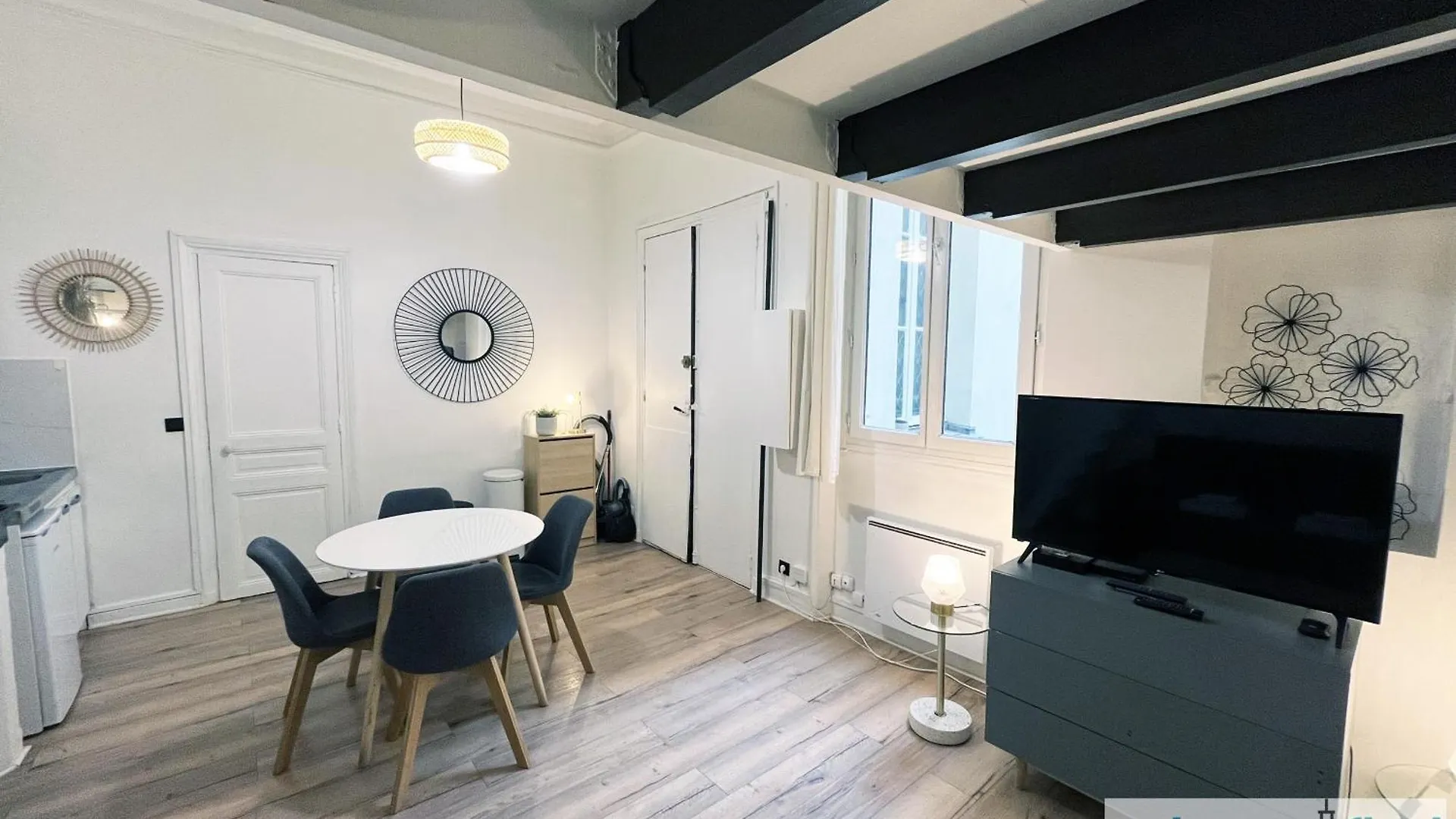 Urban Flat 177 - Lovely Studio In Paris Apartment